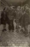 1973 год, провожаем Сашу Булаткина - я, Лена Бубнова, Лариса Балалаева, Марина Зубова